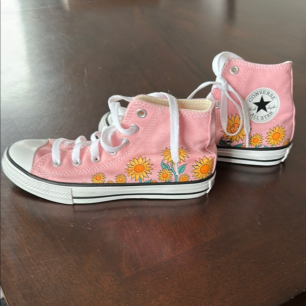 Brand New Converse Girls' Chuck Taylor All Star High Top Sneakers